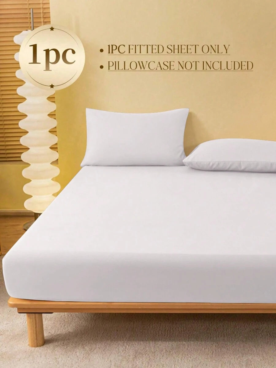 1pc Solid Color Fitted Sheet, Mattress Protector, Mattress Cover For Bed, Soft And Breathable, Deep Pocket Up To 11.8 Inch - White