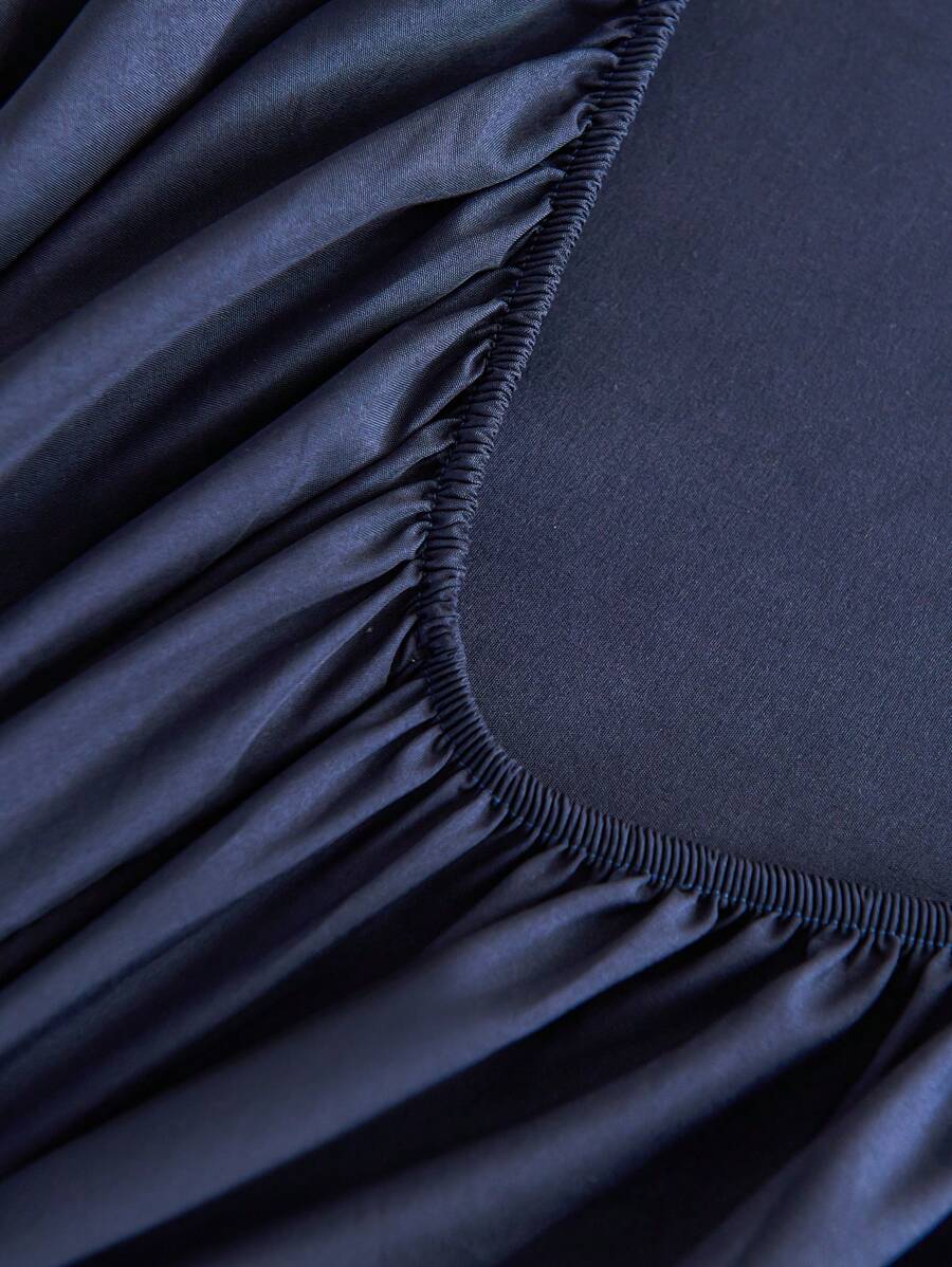 1pc Solid Color Fitted Sheet, Mattress Protector, Mattress Cover For Bed, Soft And Breathable, Deep Pocket Up To 11.8 Inch - Navy Blue